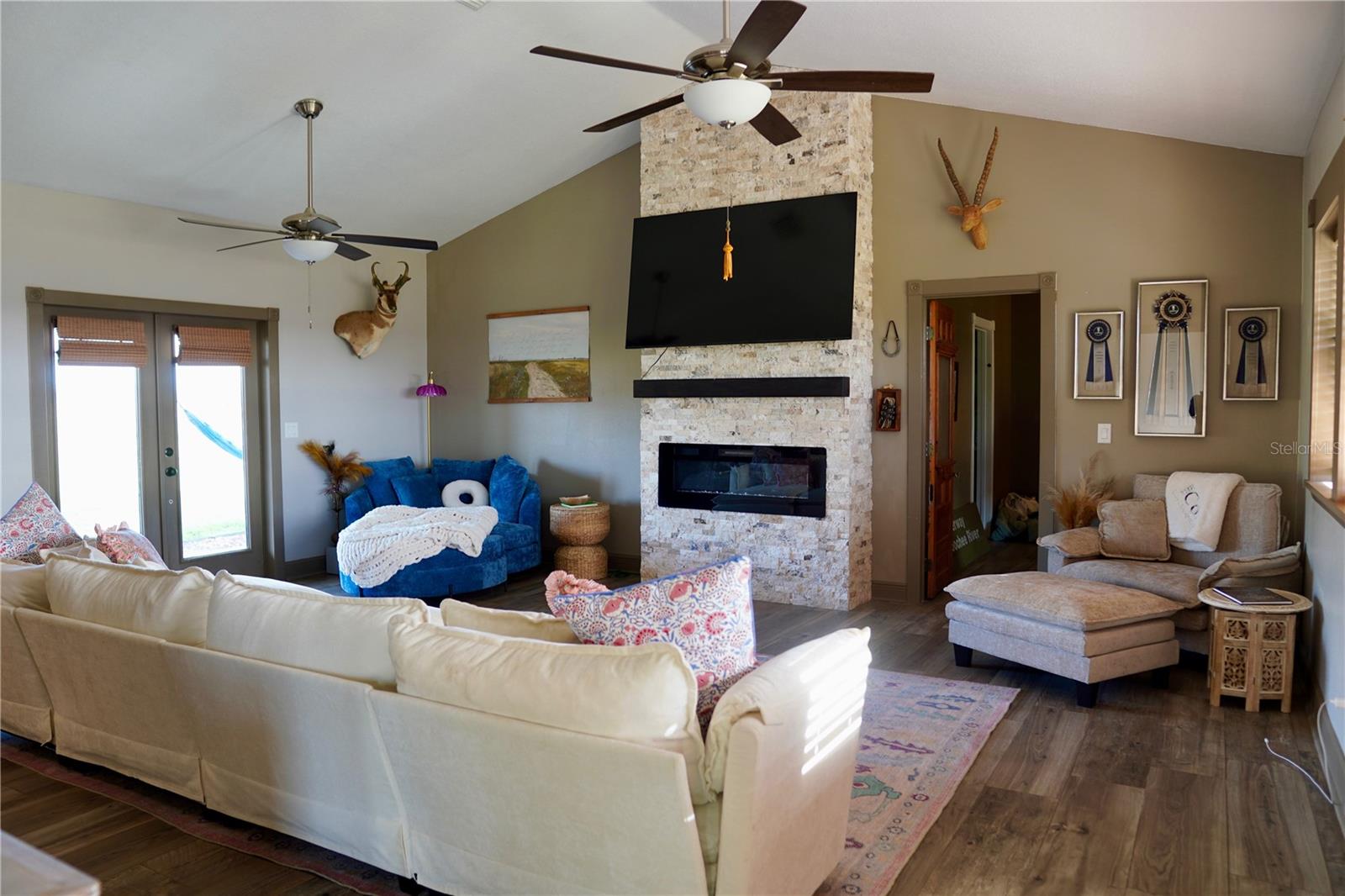 Image 5 of 51 For 12895 Gainesville Road