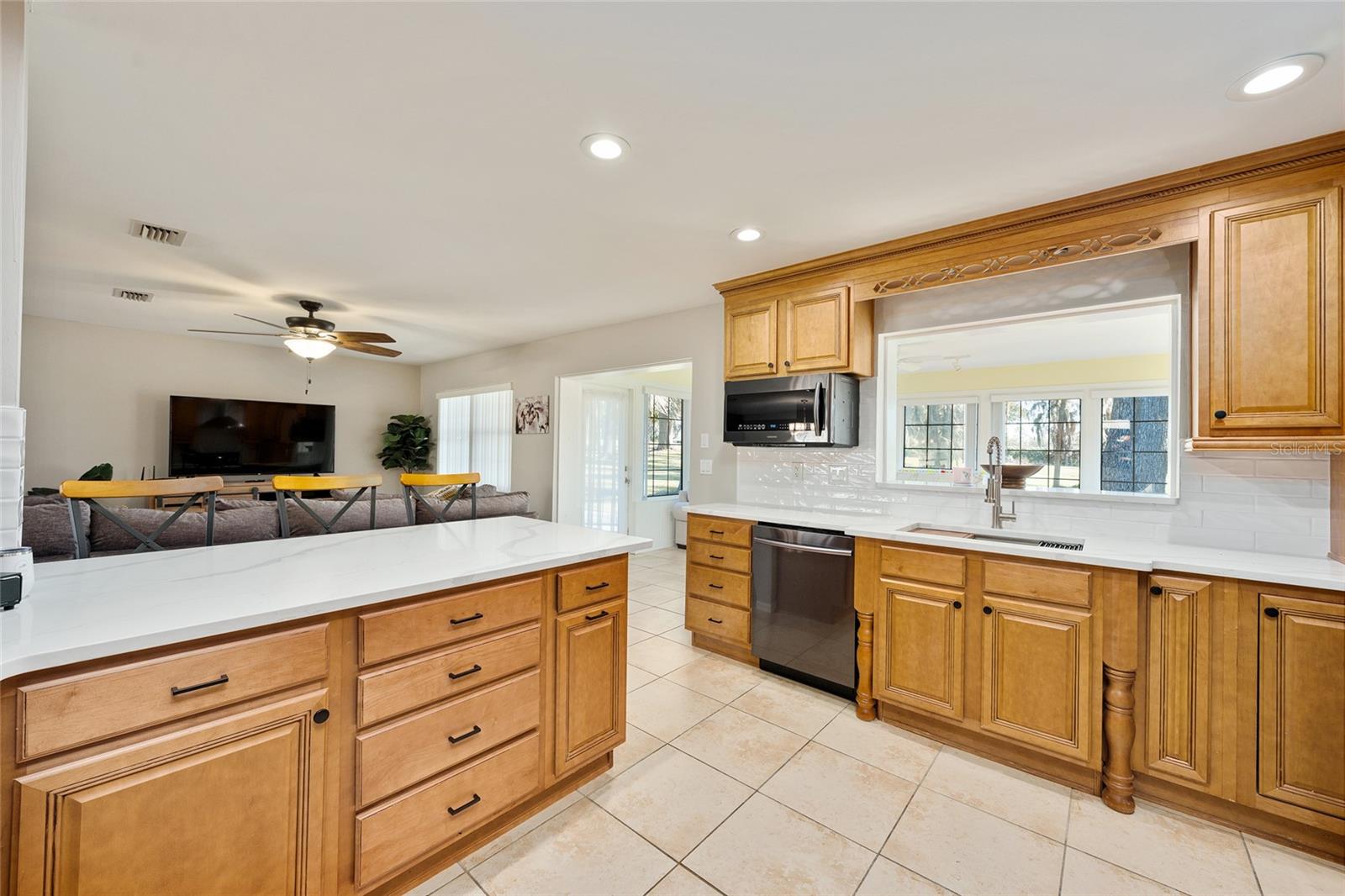 Image 21 of 58 For 5201 78th Court