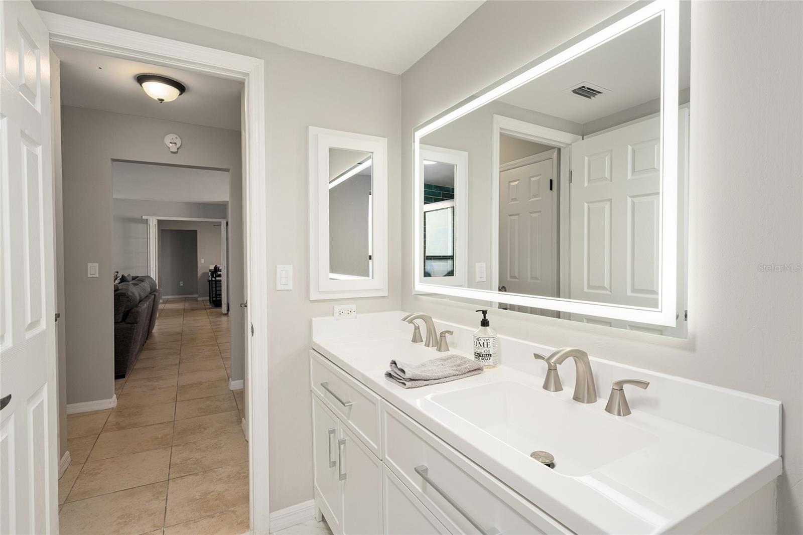 Image 36 of 58 For 5201 78th Court