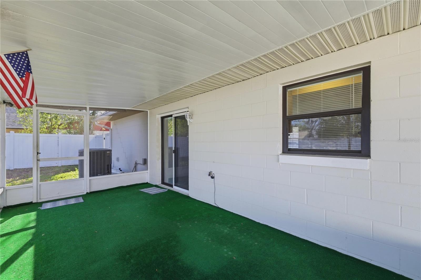 Image 18 of 24 For 6789 54th Lane