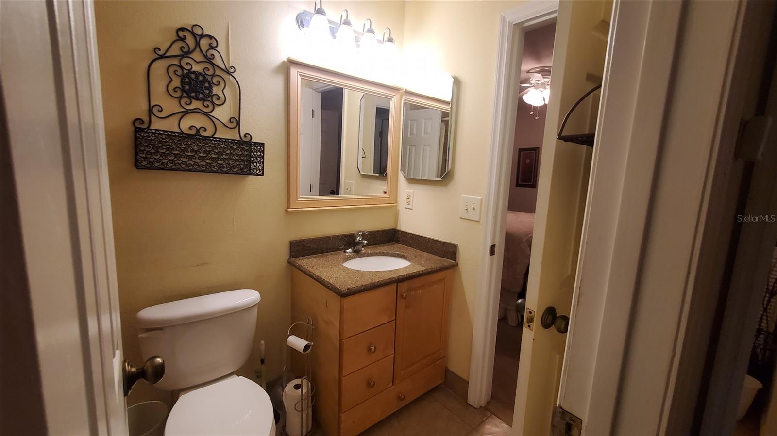 Image 16 of 32 For 626 Cambridge Way 93