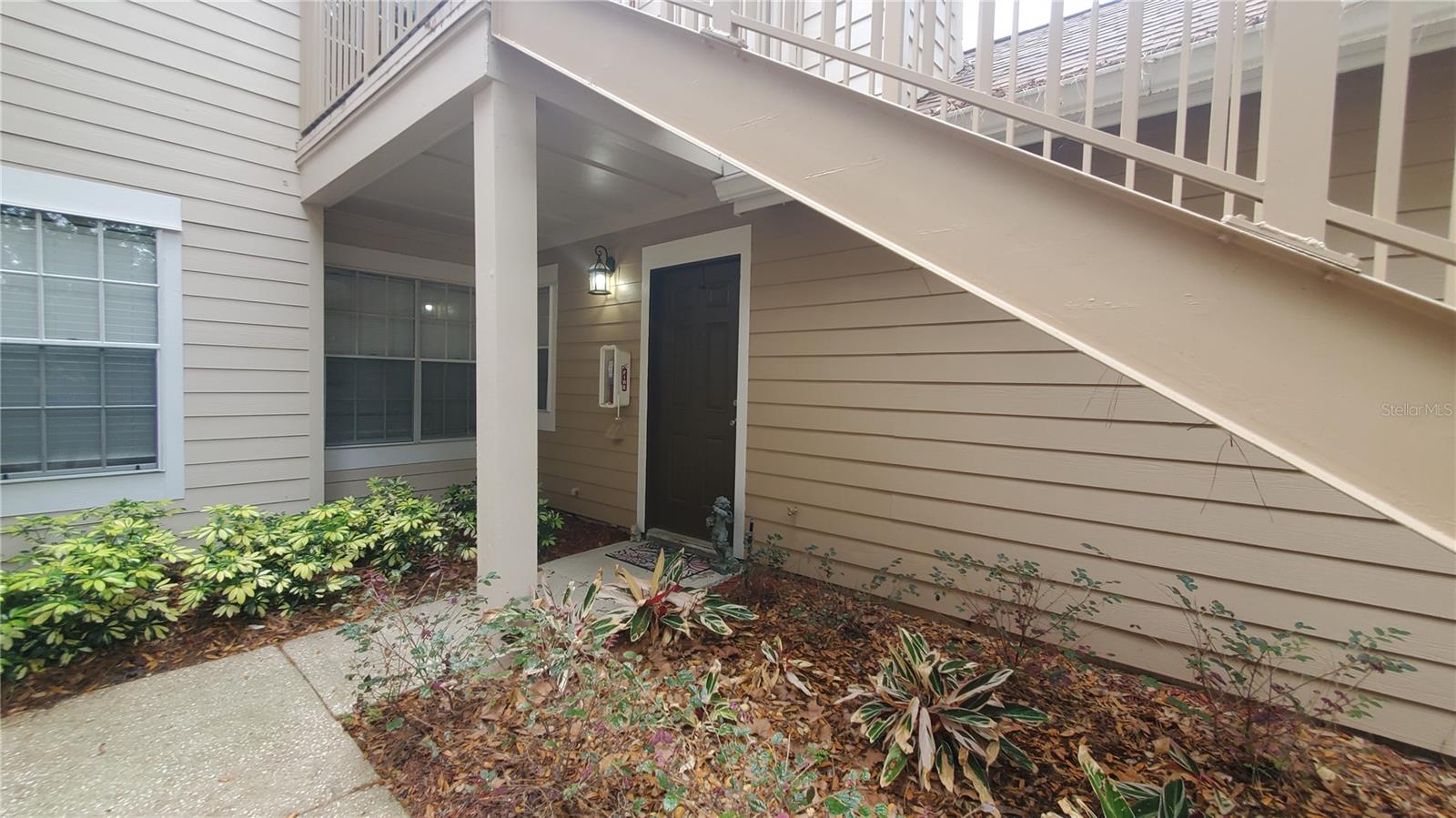 Image 2 of 32 For 626 Cambridge Way 93