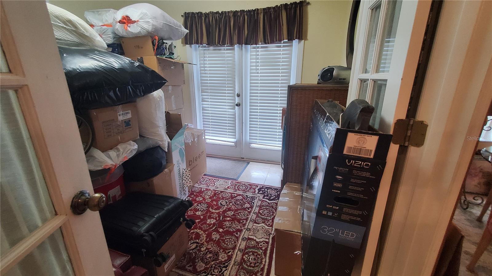 Image 24 of 32 For 626 Cambridge Way 93