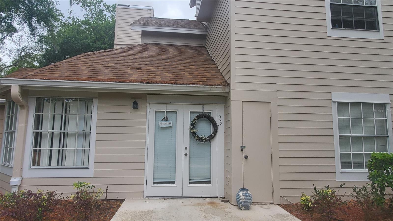 Image 26 of 32 For 626 Cambridge Way 93