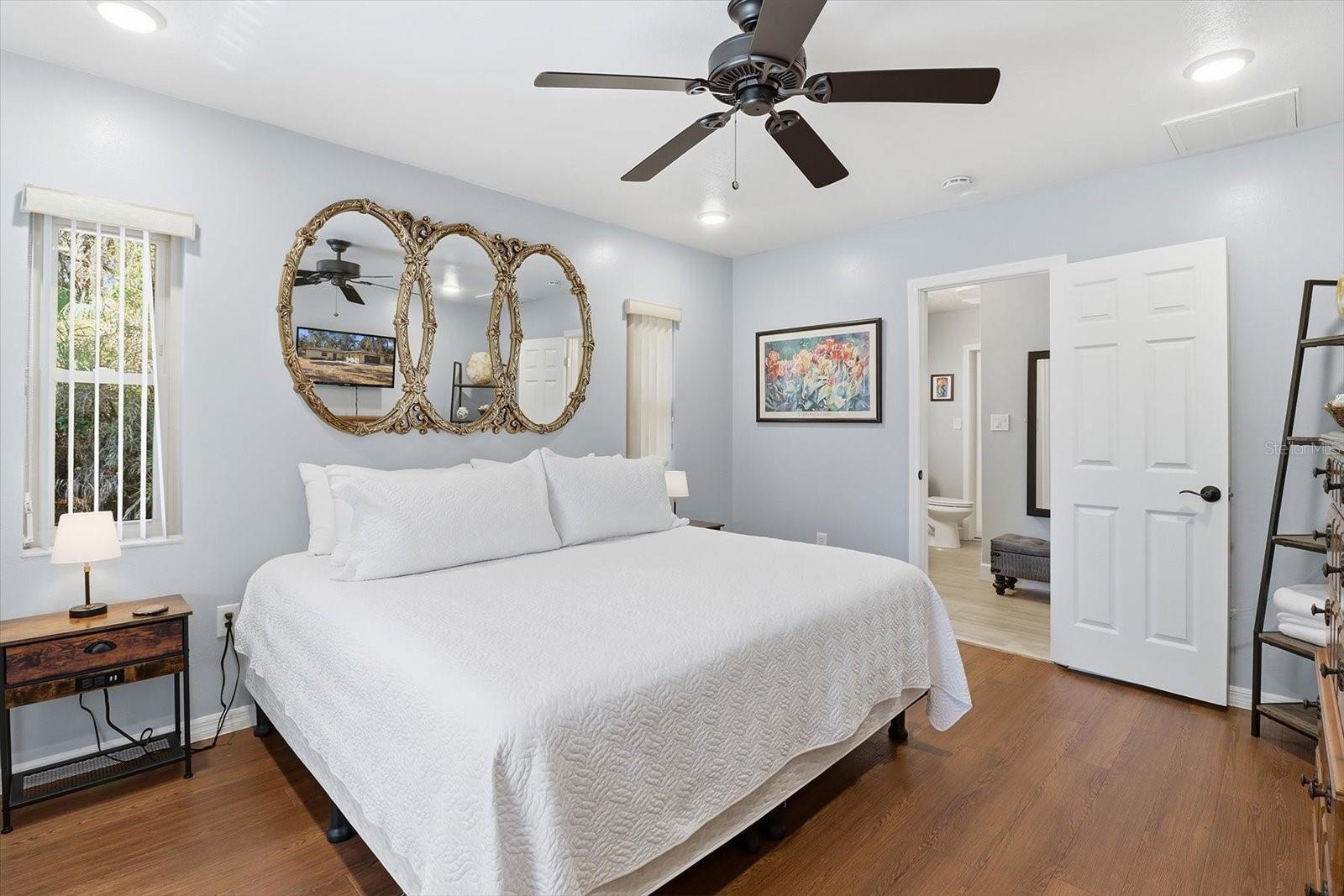 Image 15 of 39 For 9740 Cranberry Street