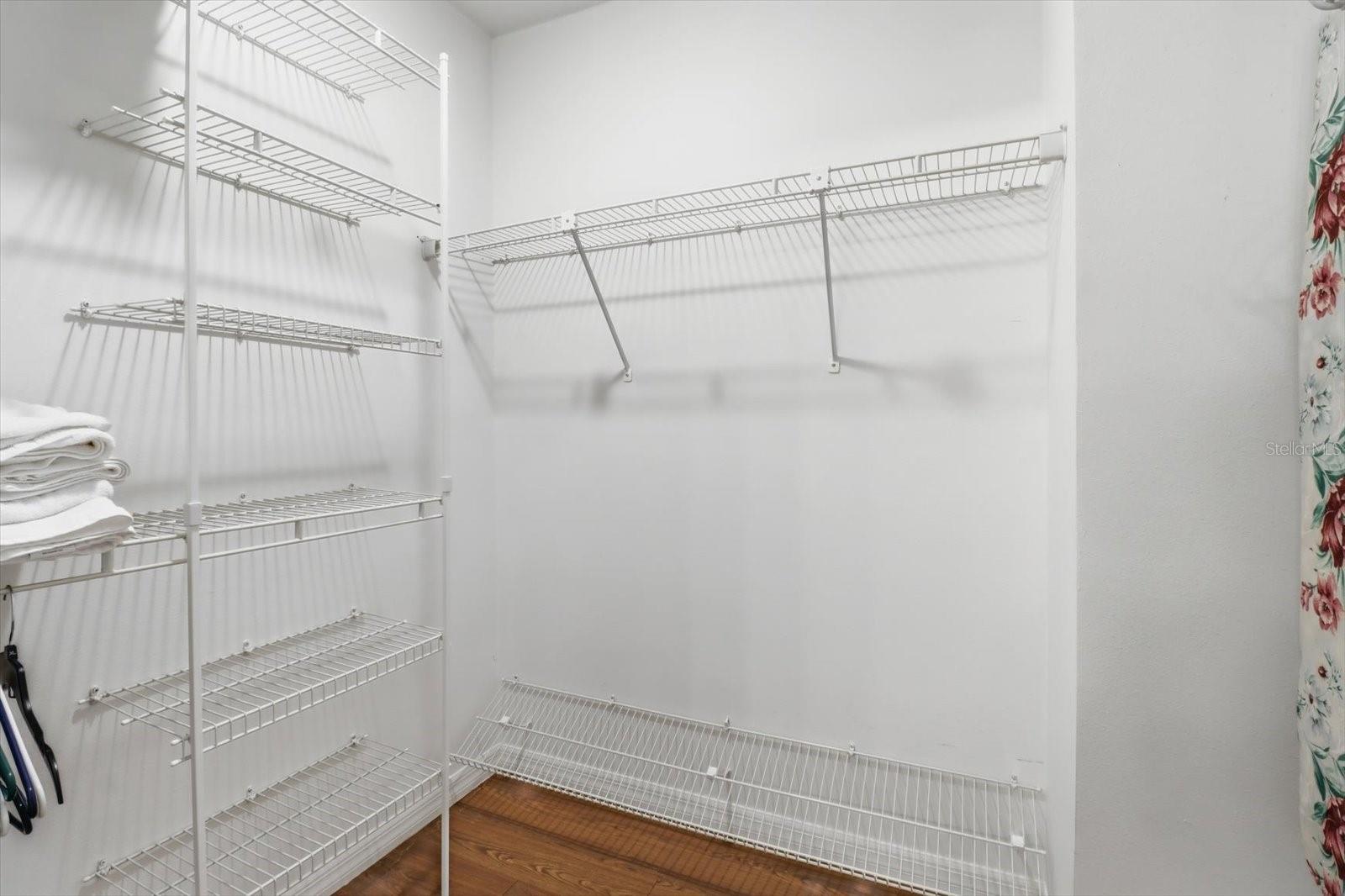 Image 18 of 39 For 9740 Cranberry Street