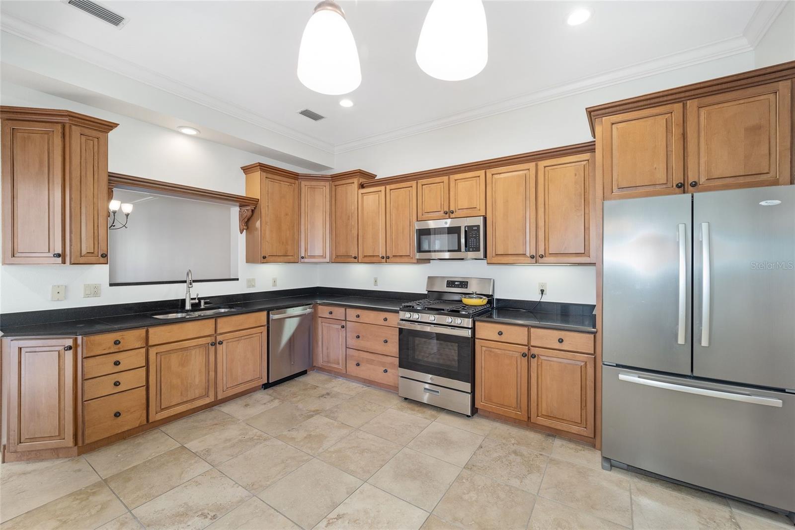 Image 6 of 10 For 1906 Clatterbridge Road