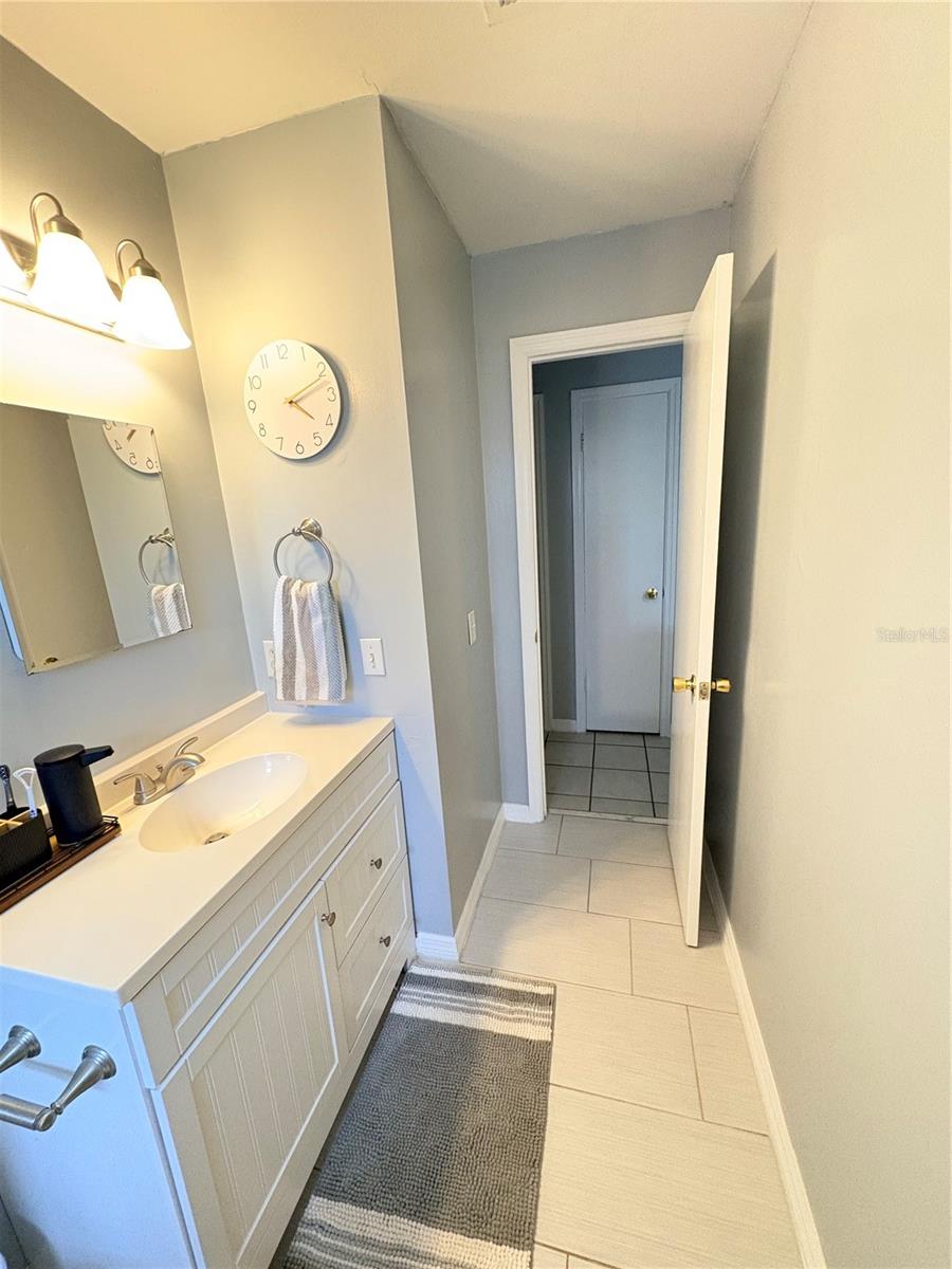 Image 14 of 29 For 3620 22nd Court