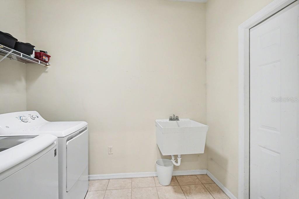 Image 27 of 64 For 20940 93rd Lane Road