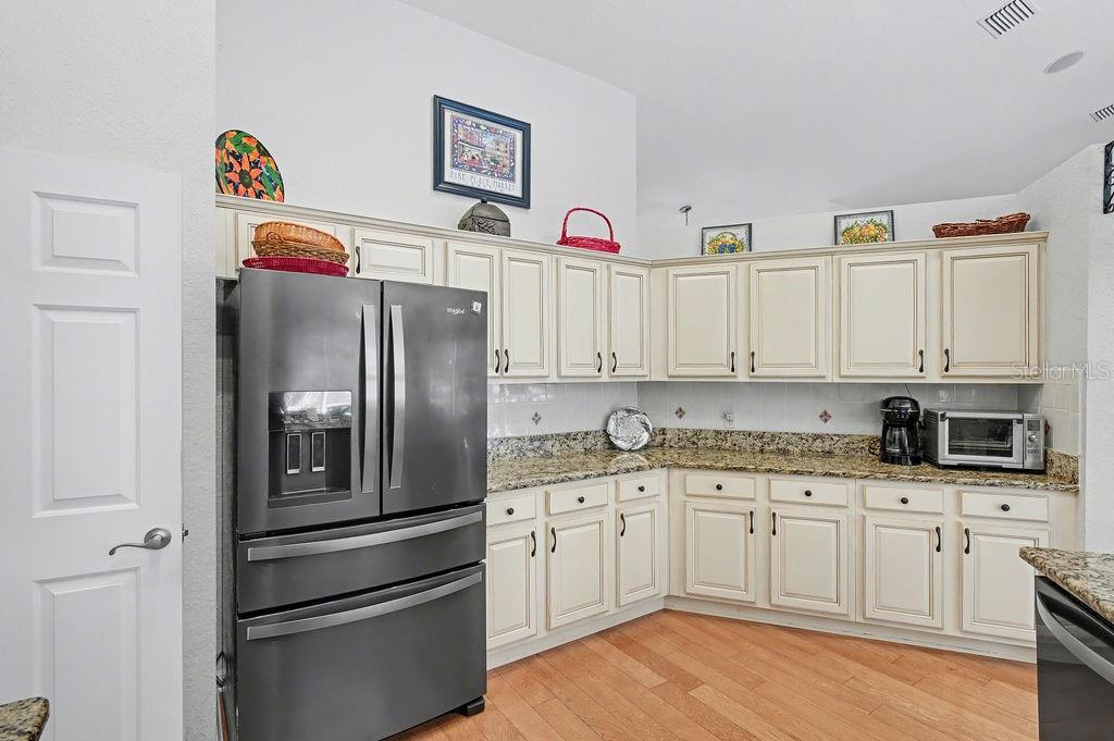 Image 9 of 64 For 20940 93rd Lane Road