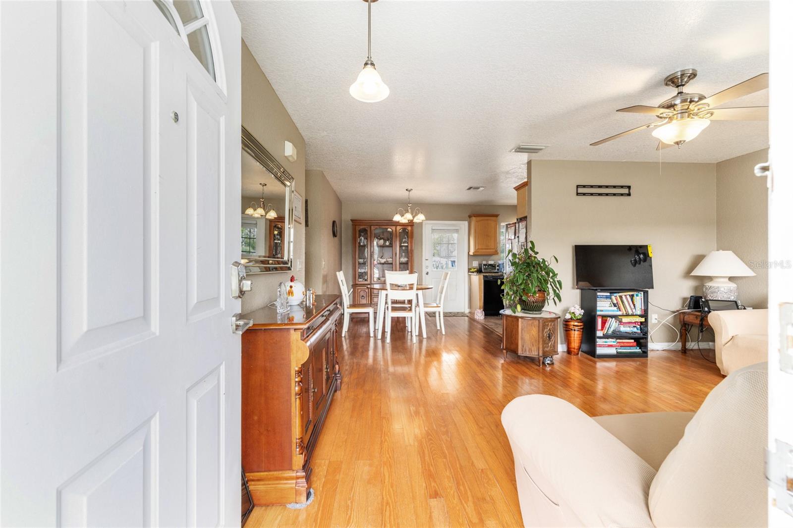 Image 21 of 35 For 8873 104th Lane