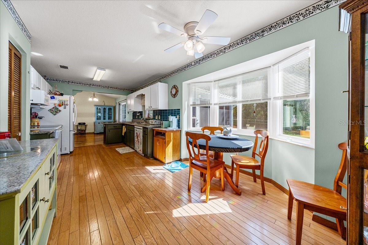 Image 22 of 41 For 11 63rd Terrace