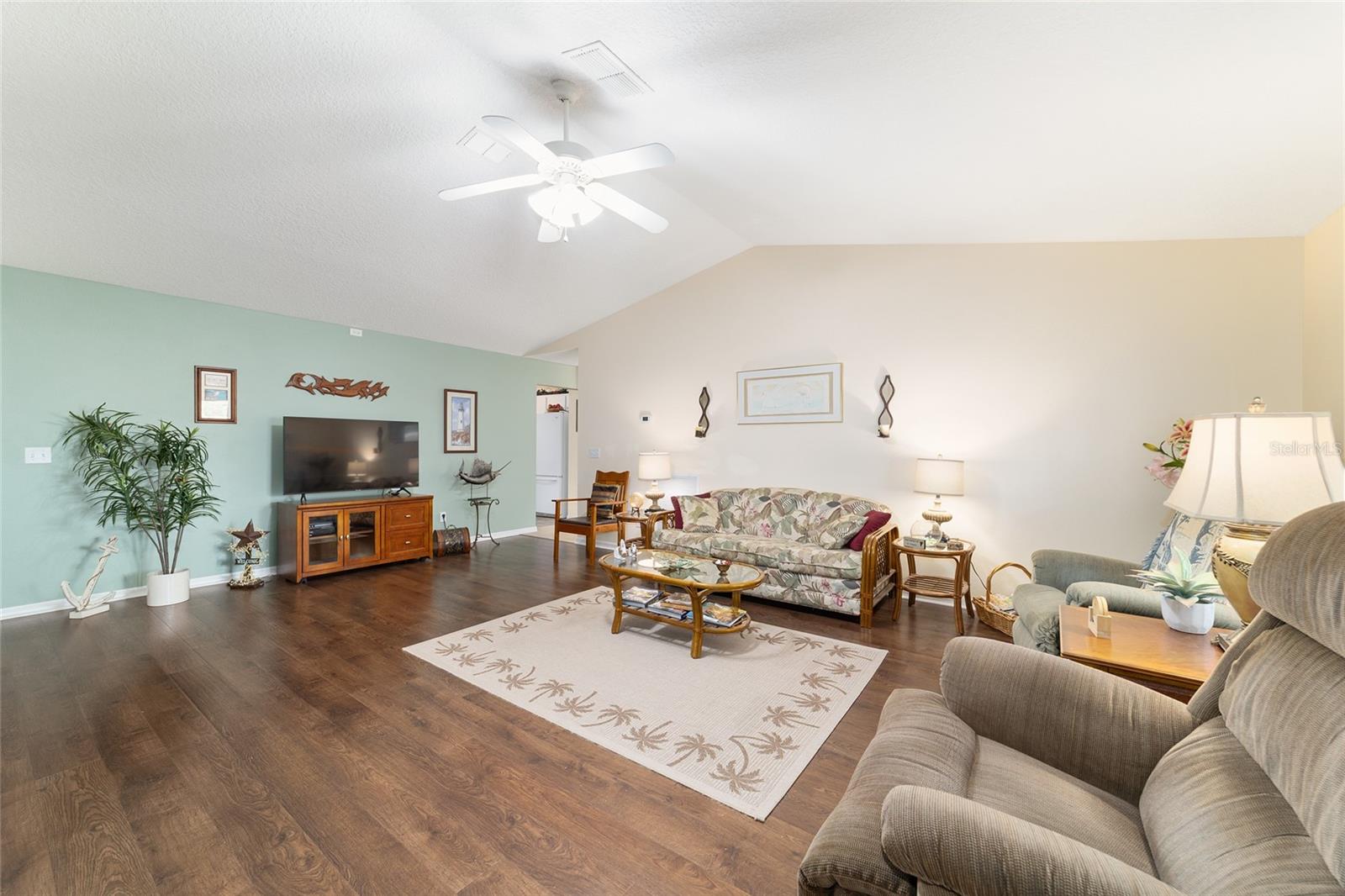 Image 18 of 48 For 9708 97th Street