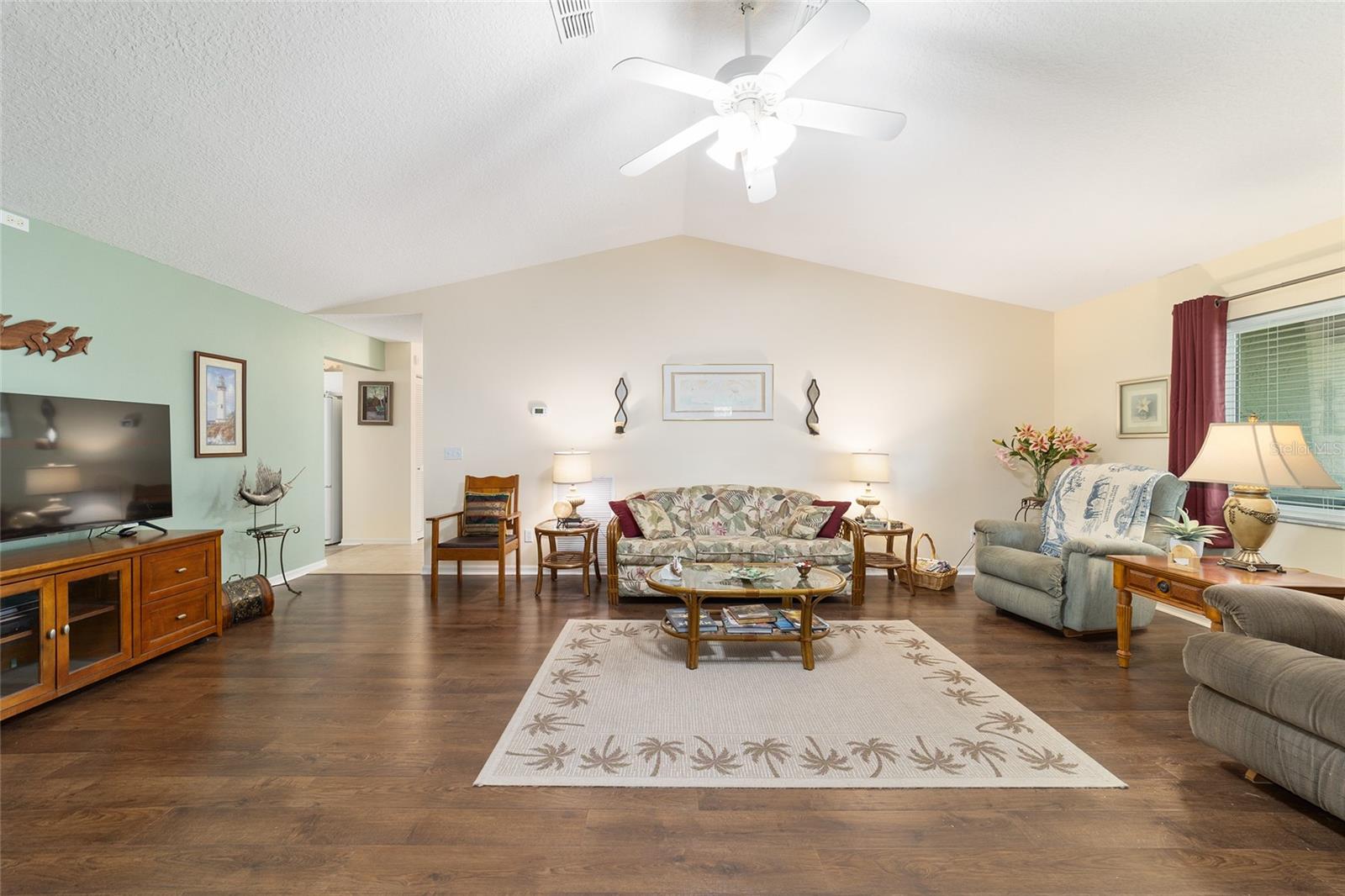 Image 19 of 48 For 9708 97th Street