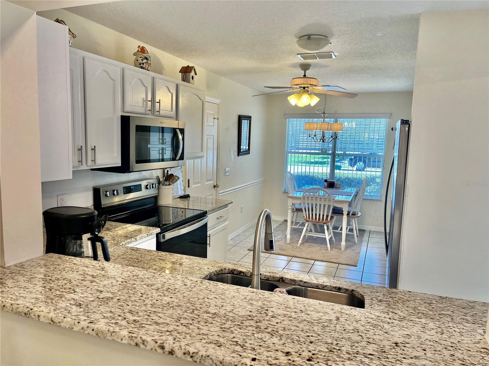 Image 11 of 25 For 430 Aldama Avenue