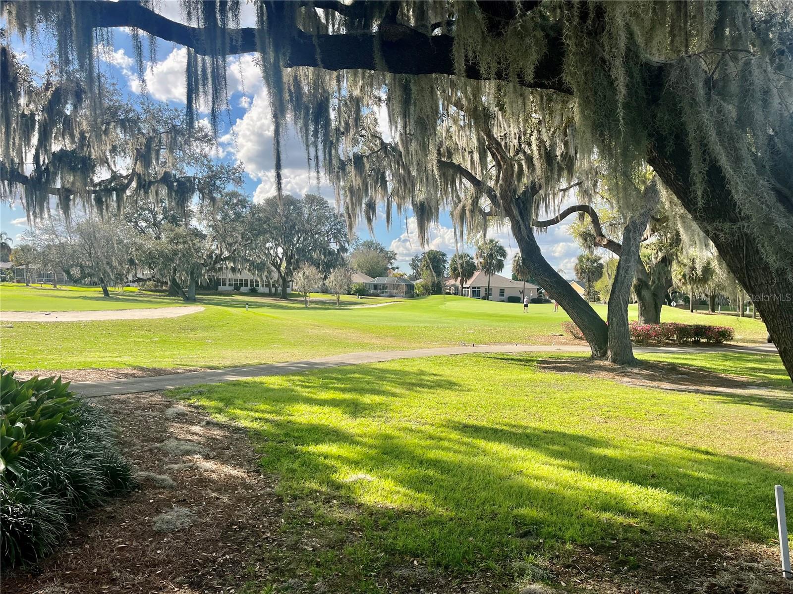 Image 7 of 25 For 430 Aldama Avenue