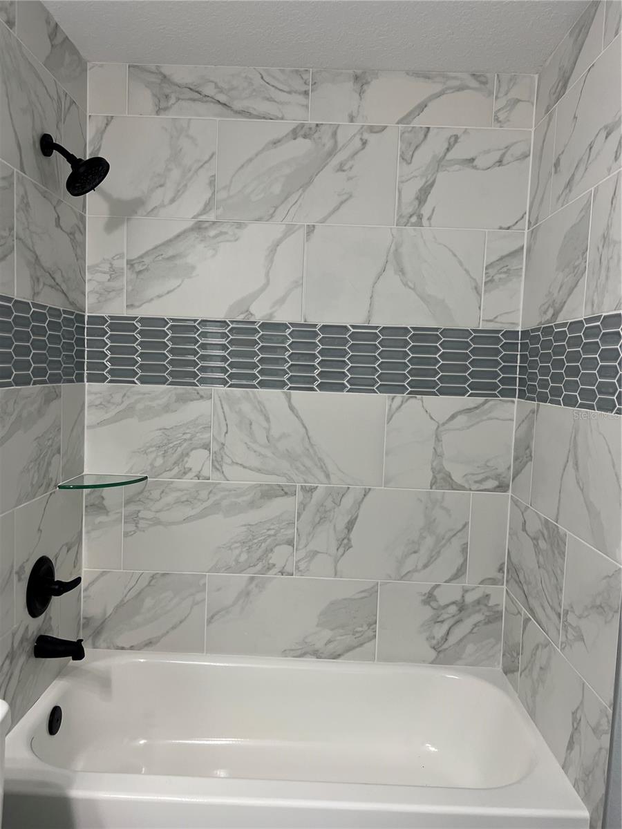 Image 9 of 13 For 14667 79th Terrace Road