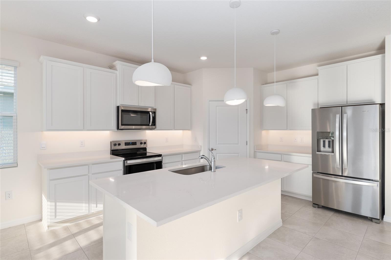 Image 22 of 63 For 3972 48th Terrace Road