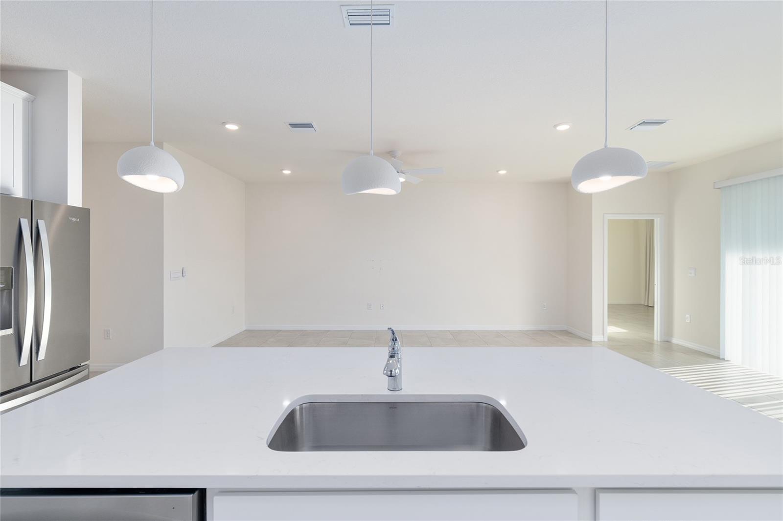 Image 29 of 63 For 3972 48th Terrace Road