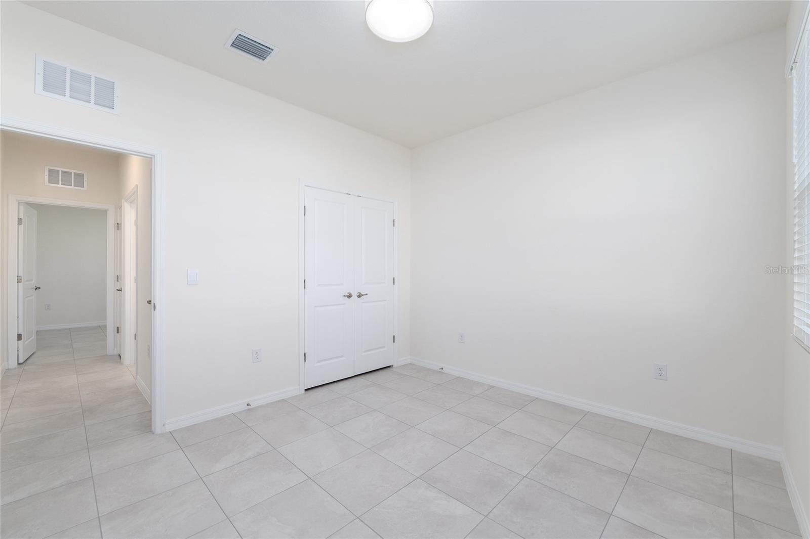 Image 41 of 63 For 3972 48th Terrace Road