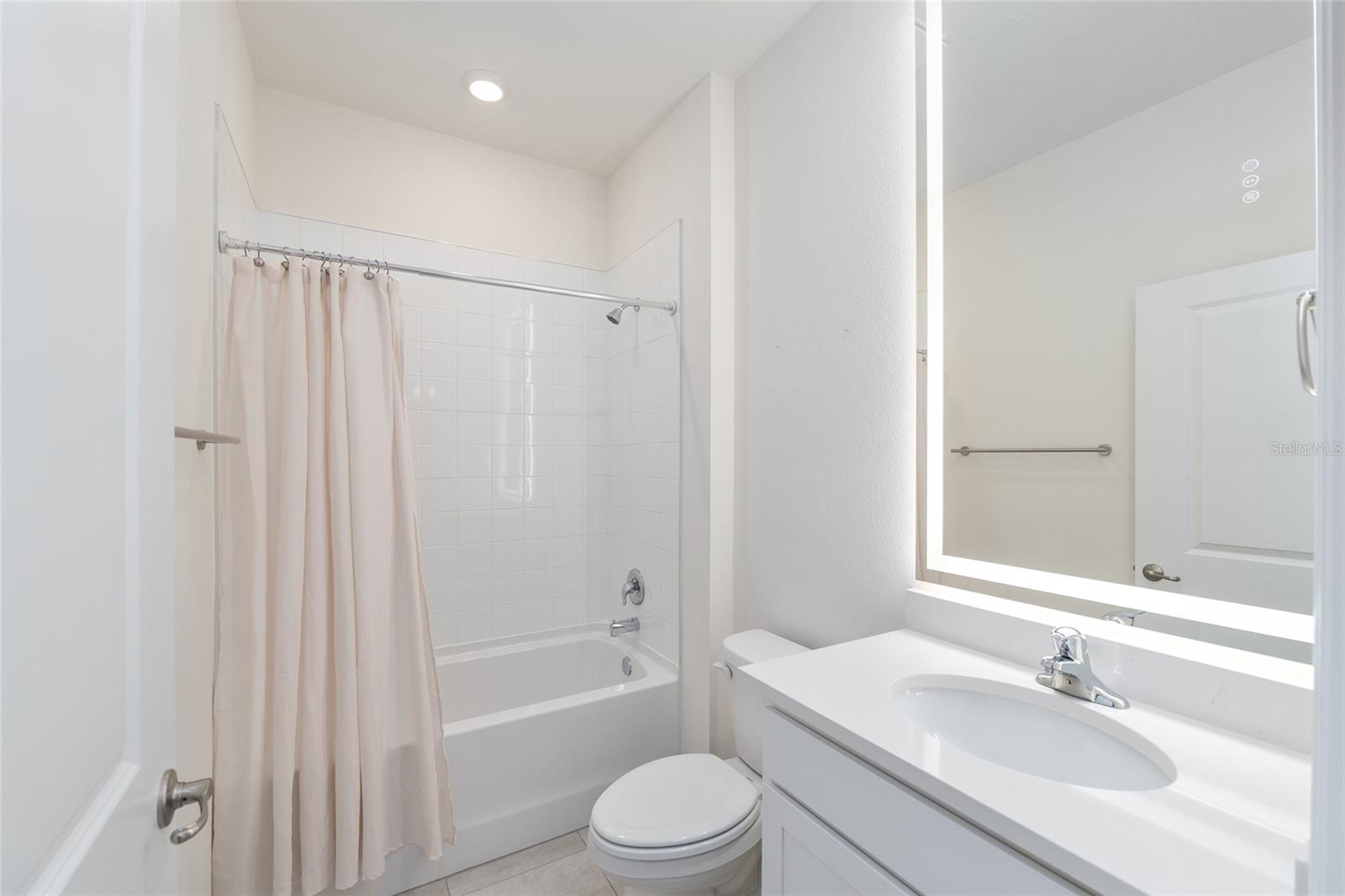 Image 42 of 63 For 3972 48th Terrace Road