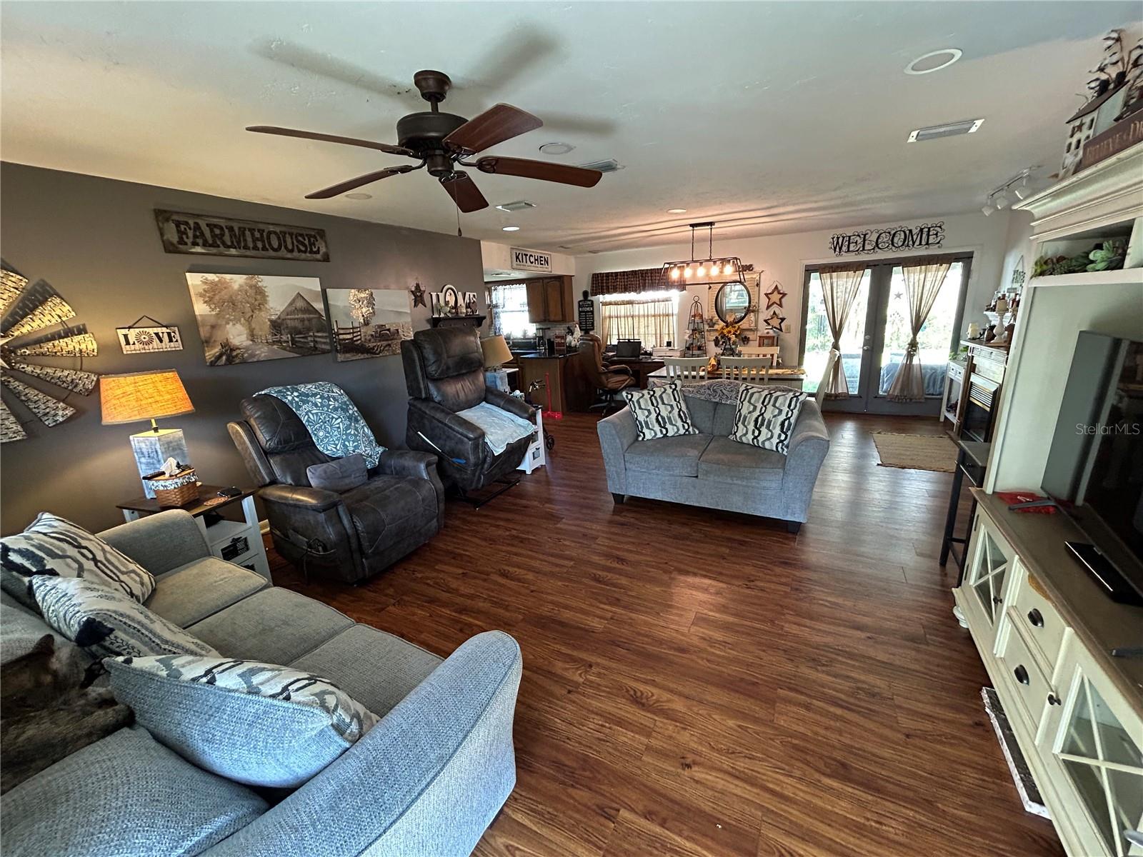 Image 5 of 24 For 617 35th Street