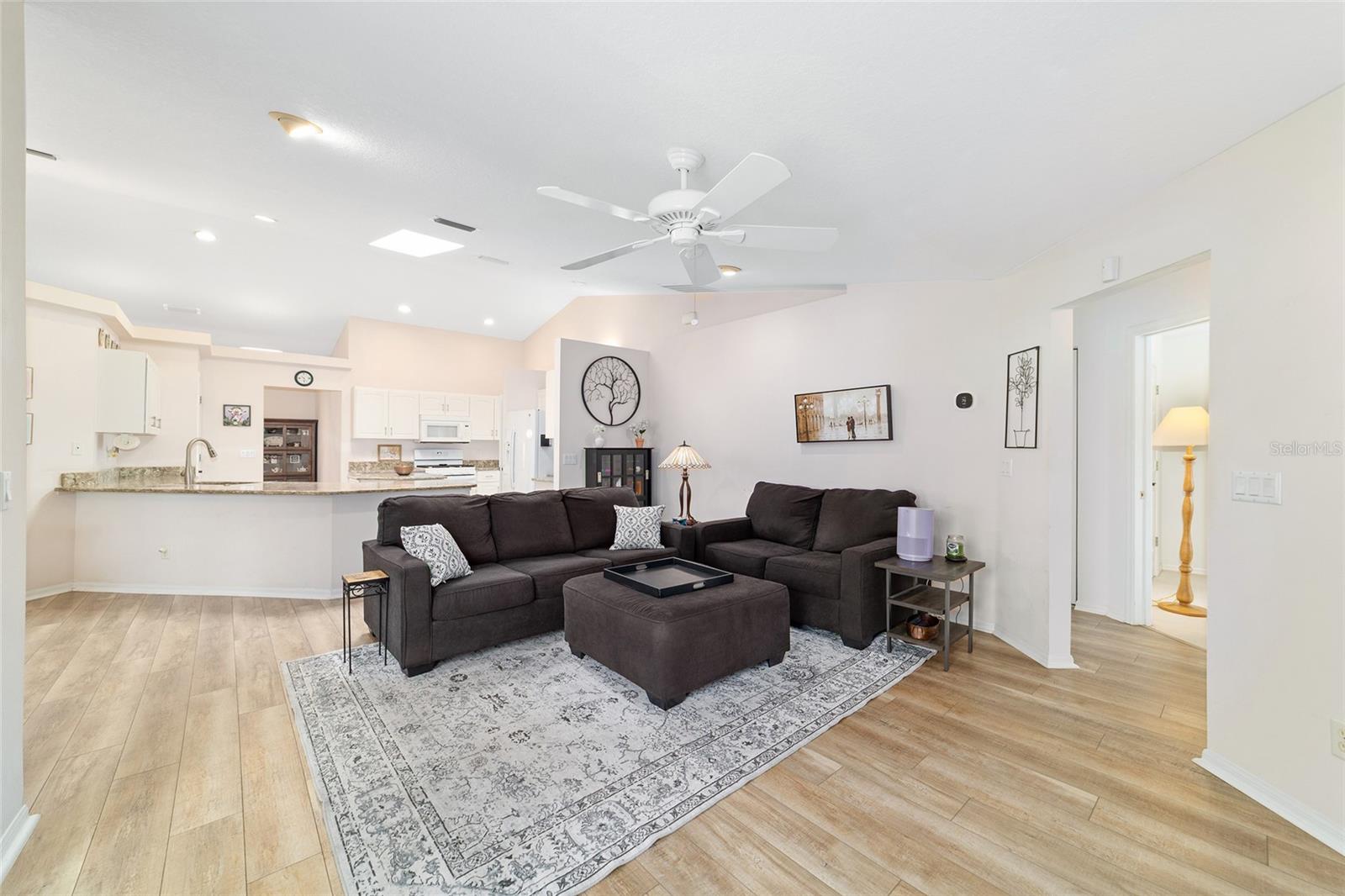 Image 18 of 64 For 4718 32nd Street