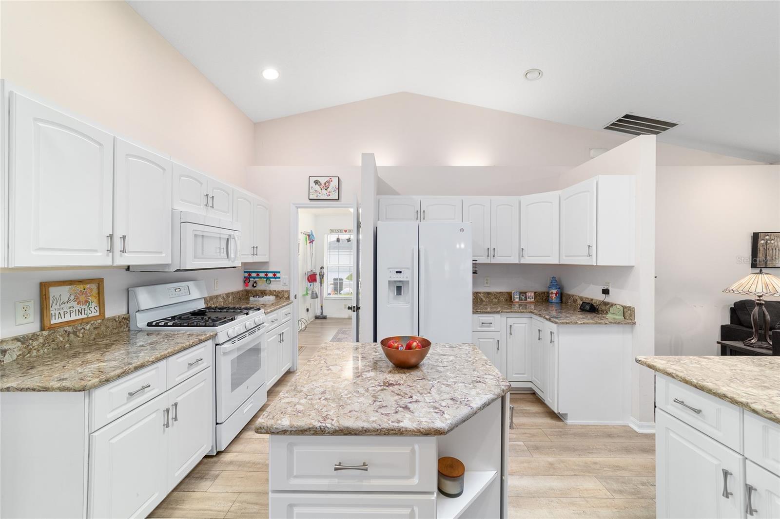 Image 29 of 64 For 4718 32nd Street