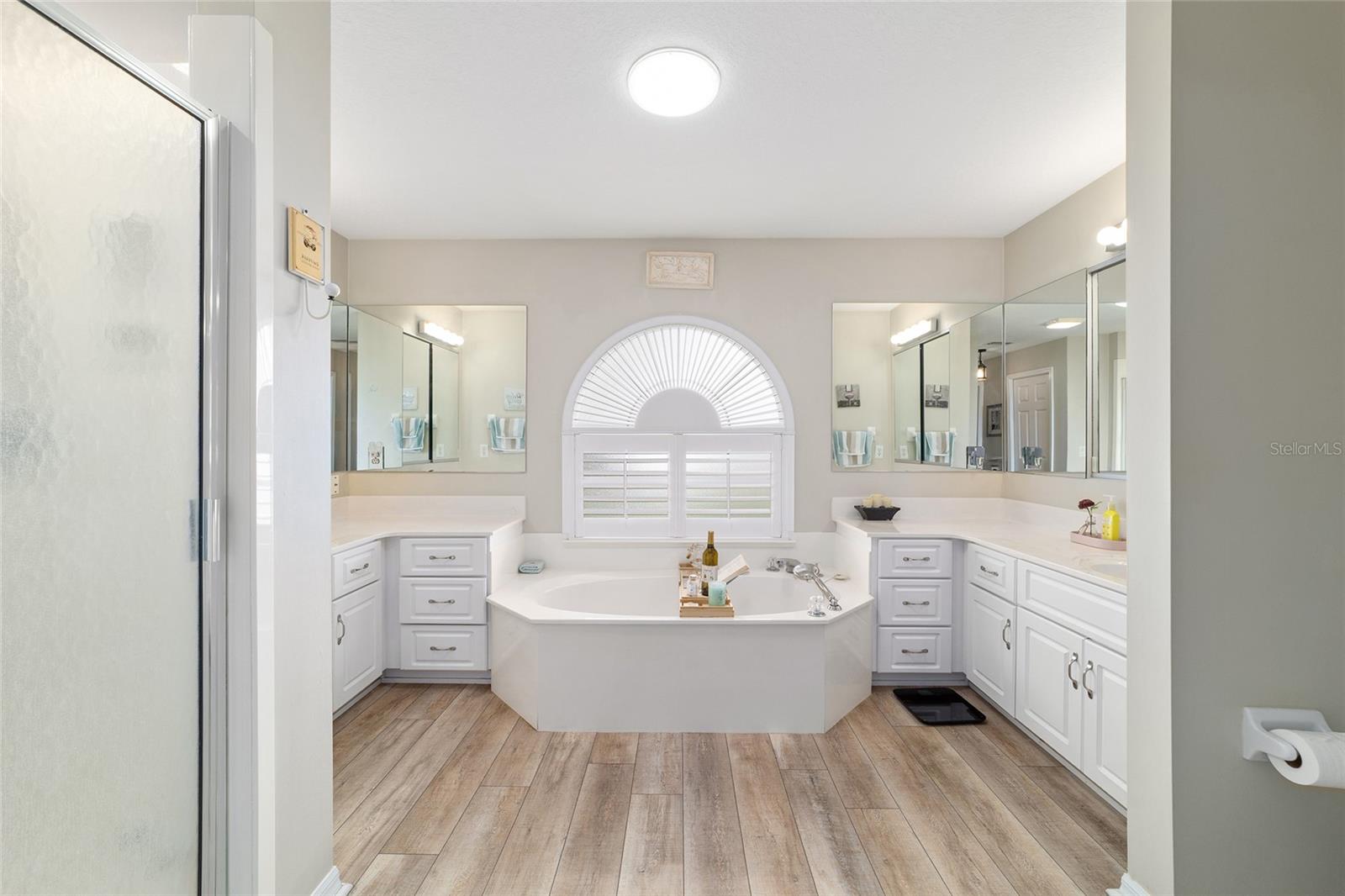 Image 36 of 64 For 4718 32nd Street