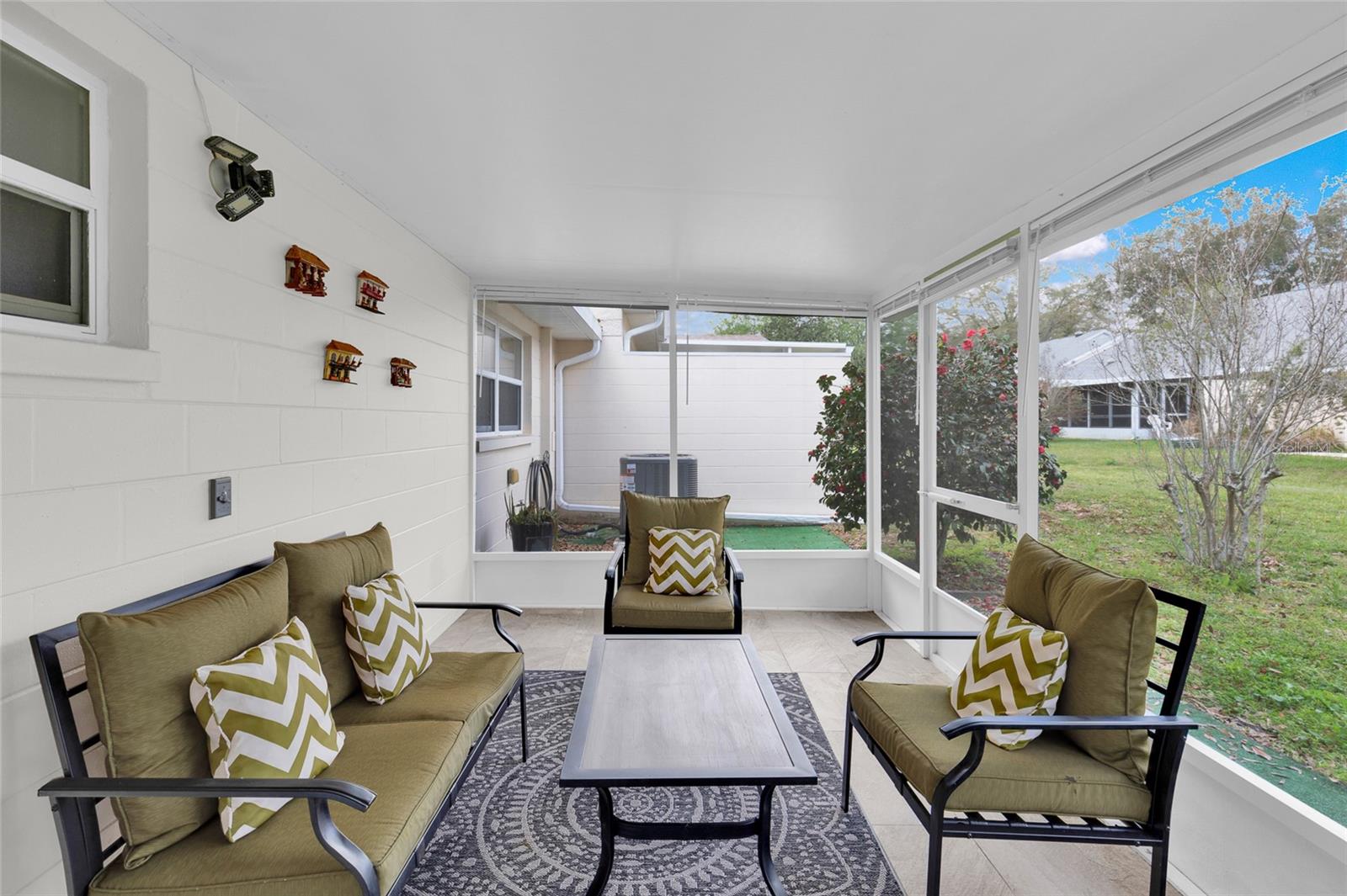 Image 28 of 35 For 8883 93rd Lane E