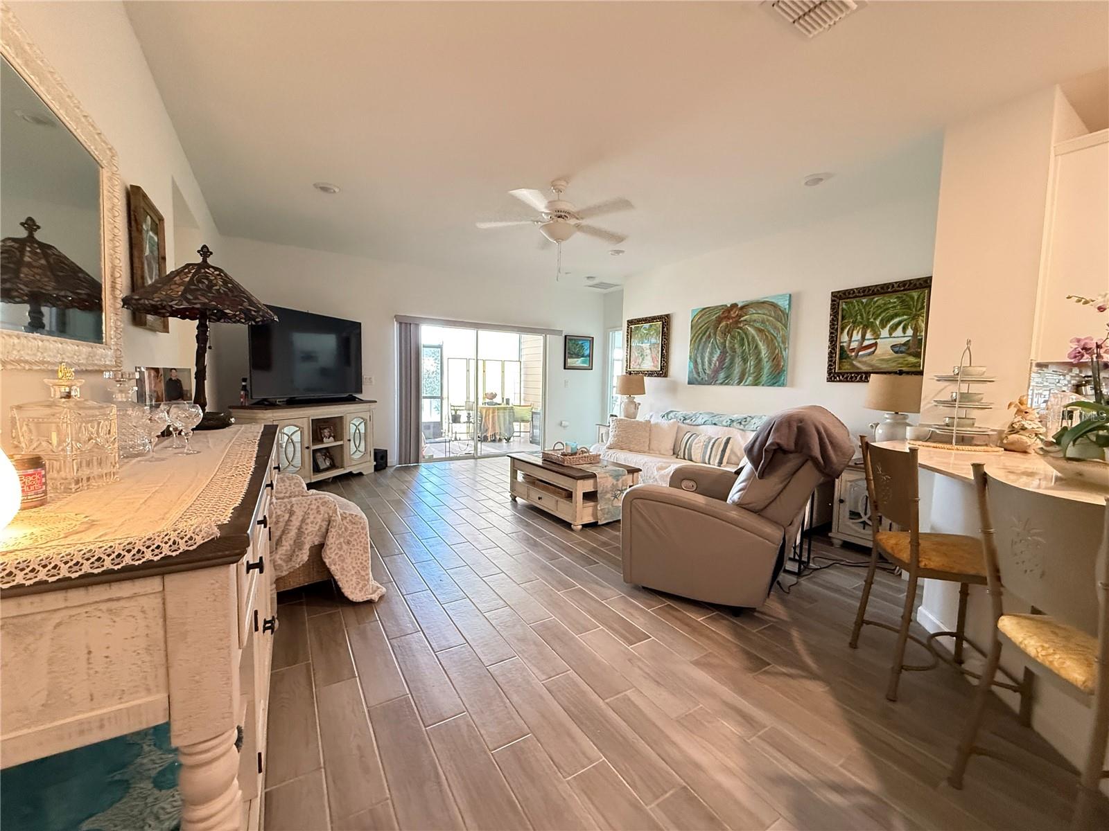 Image 10 of 35 For 7656 74th Loop