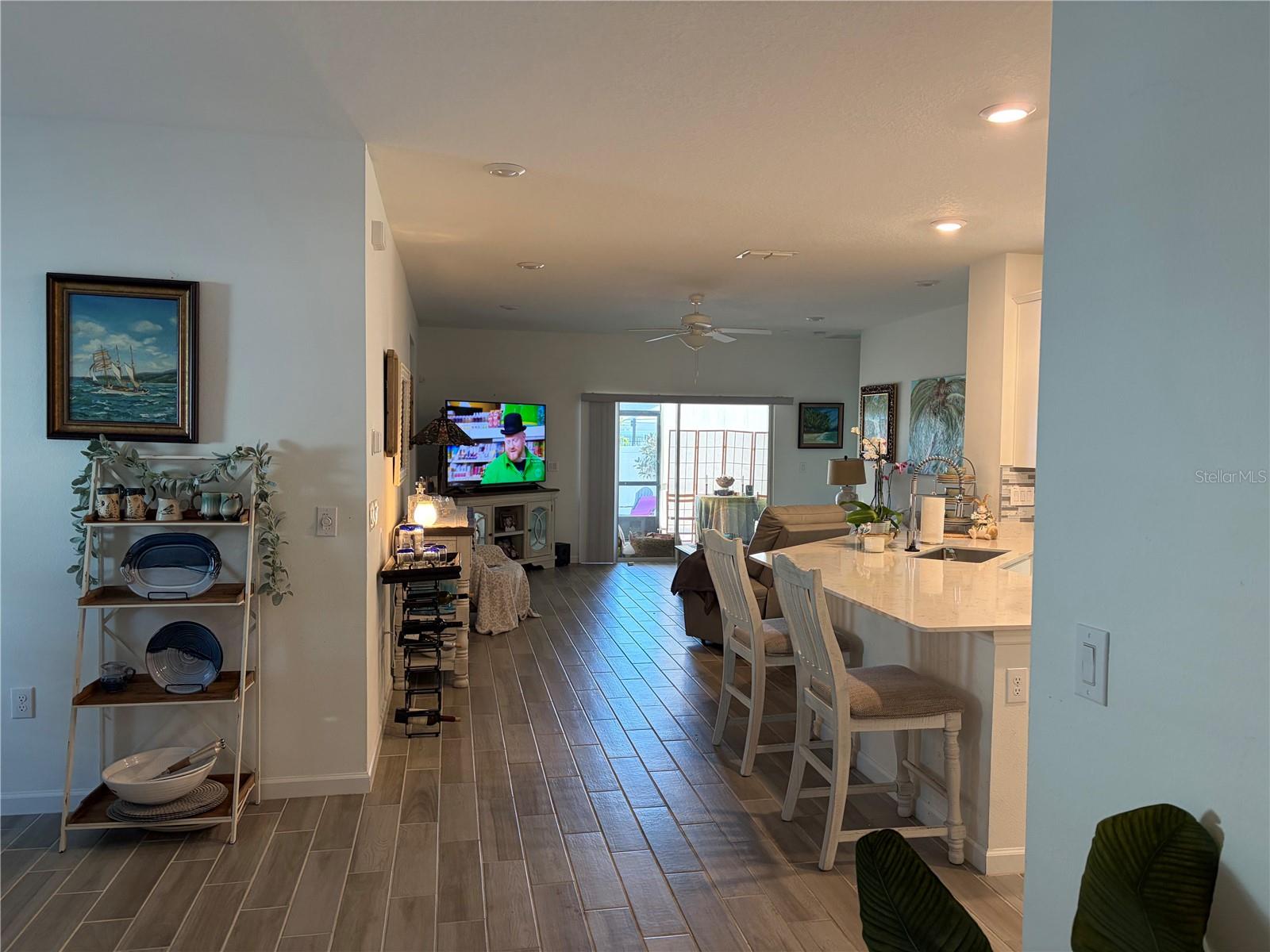 Image 11 of 35 For 7656 74th Loop