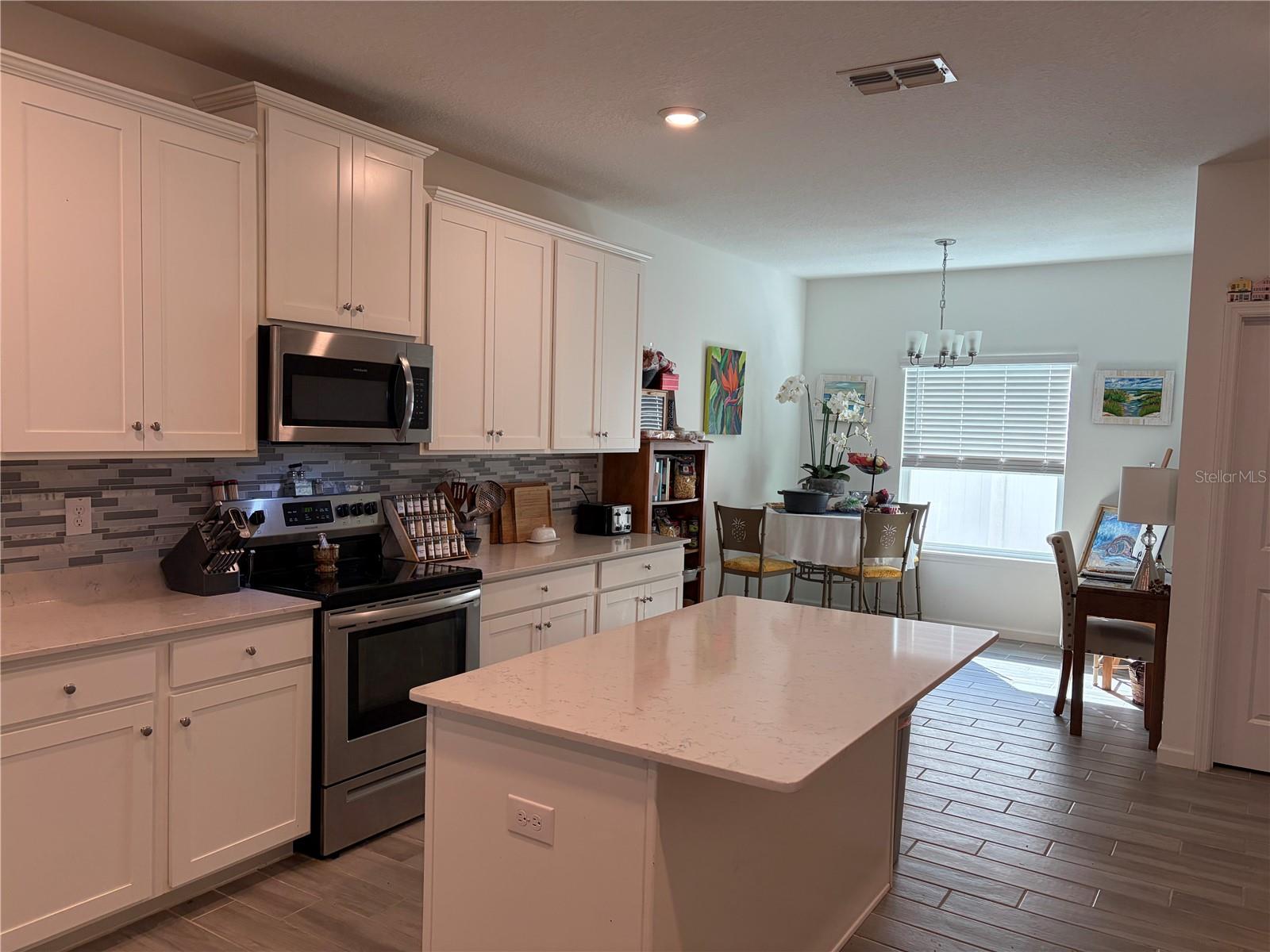 Image 5 of 35 For 7656 74th Loop