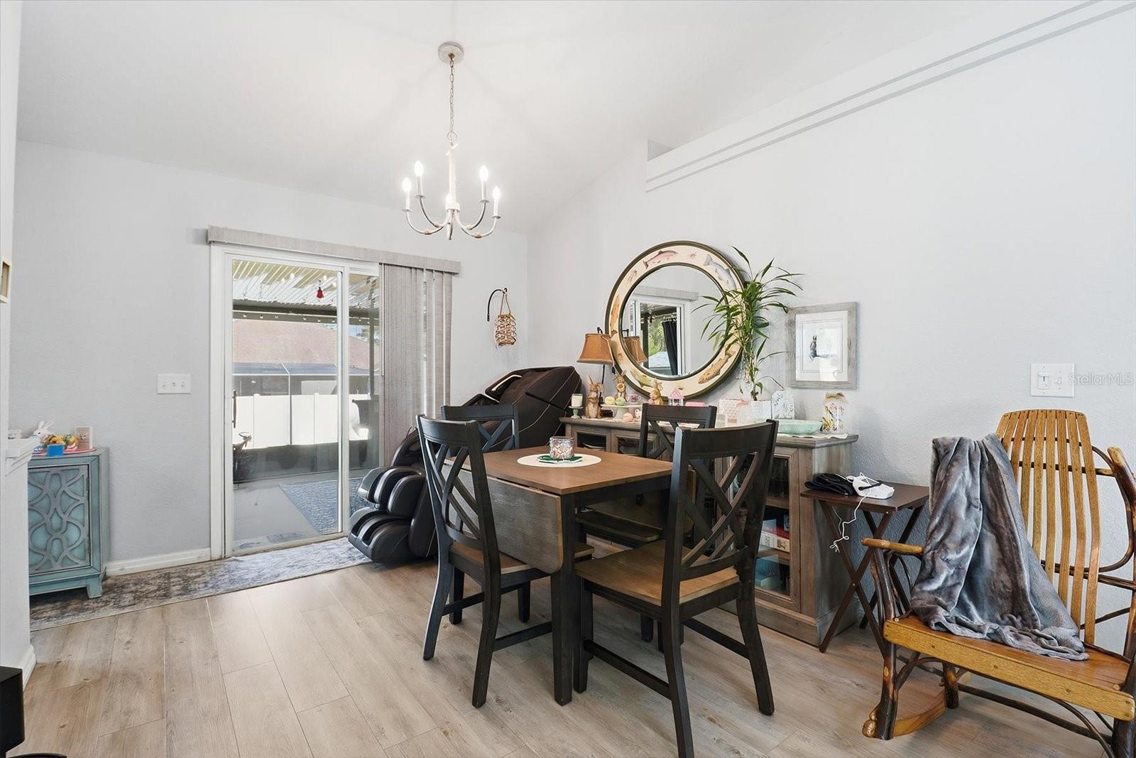 Image 18 of 41 For 6203 Hobson Terrace