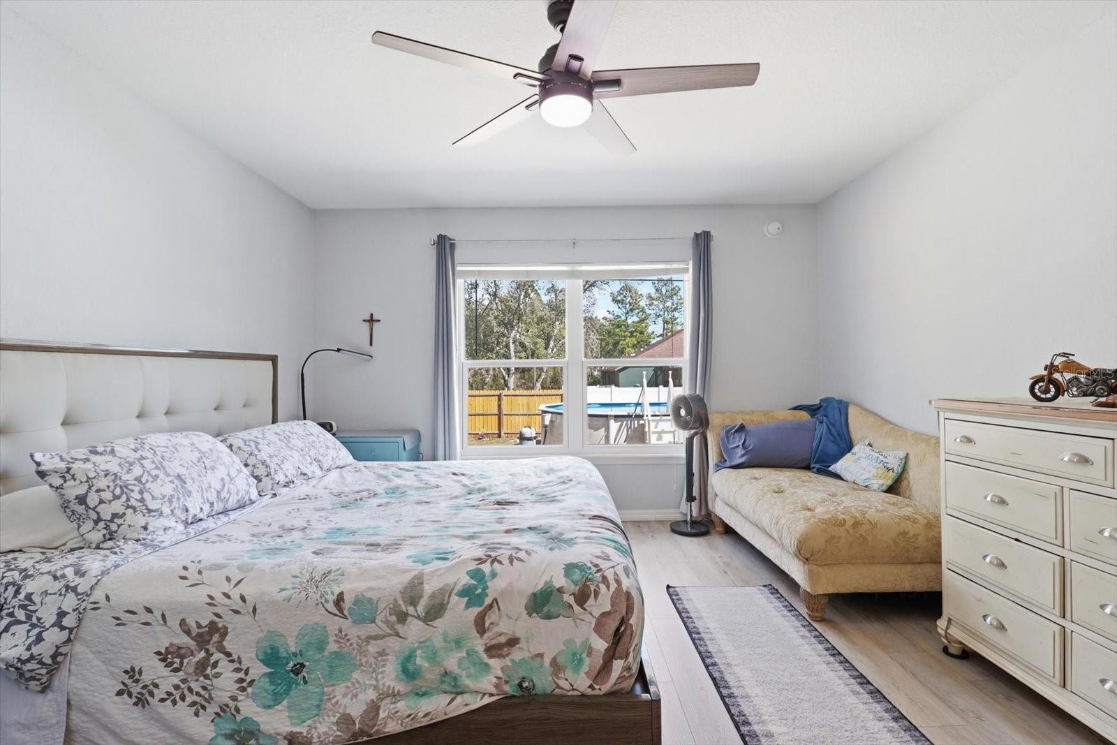 Image 22 of 41 For 6203 Hobson Terrace