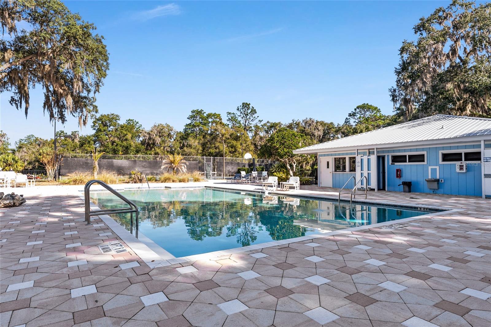 Image 20 of 29 For 19309 91st Loop