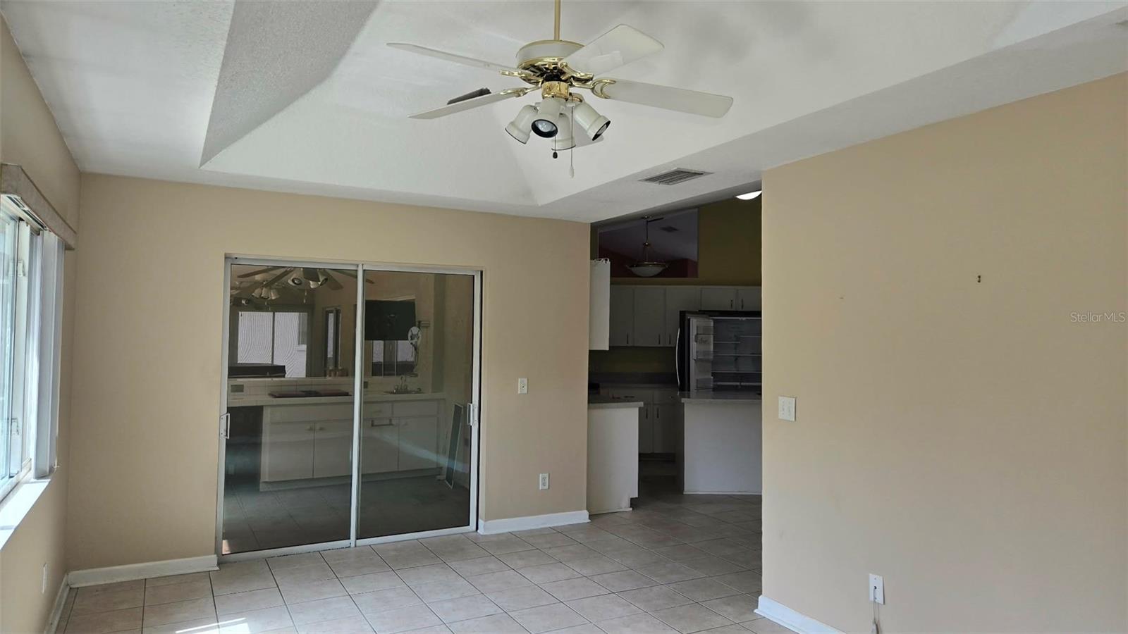 Image 17 of 22 For 5552 18th Street