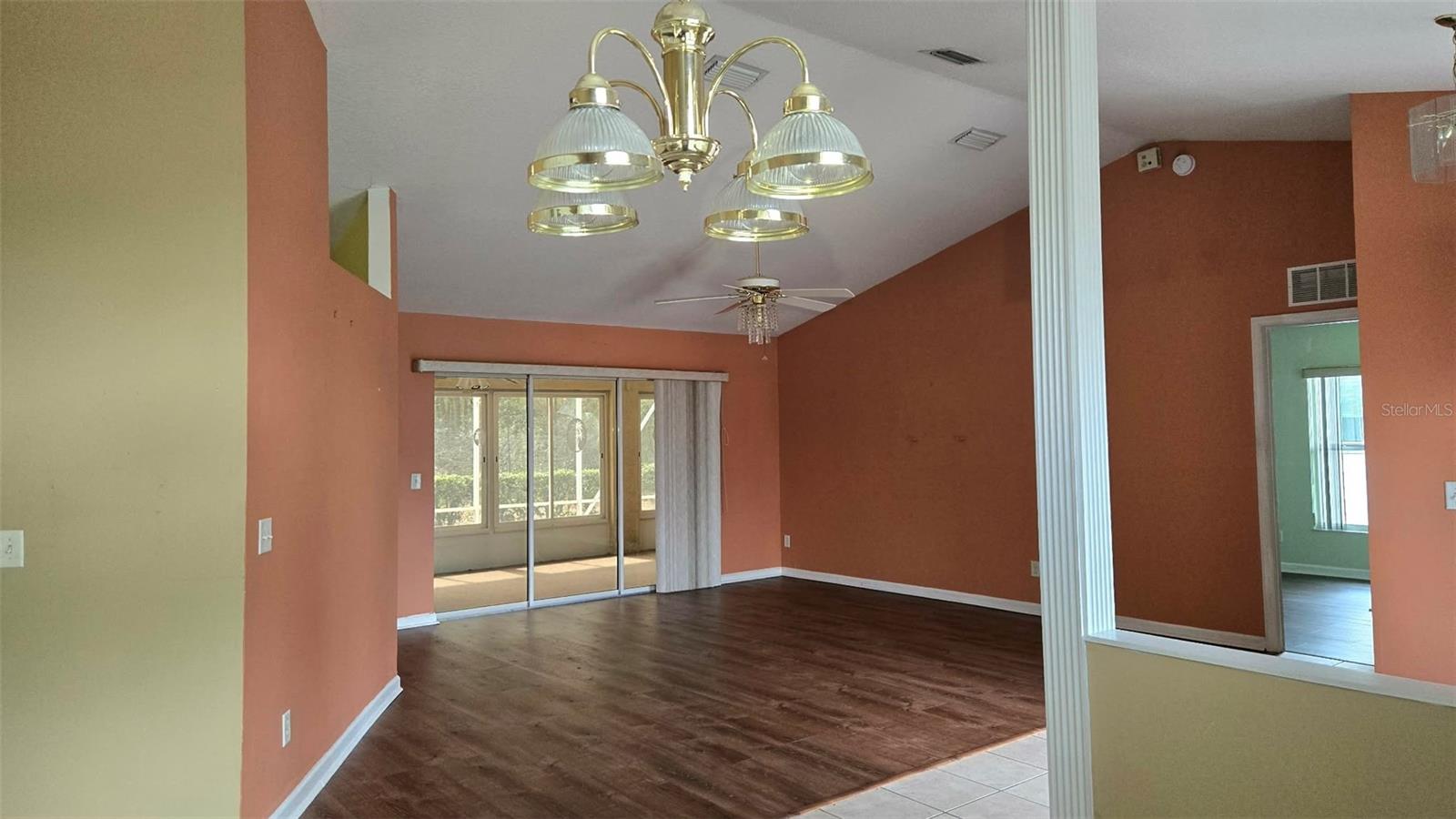 Image 5 of 22 For 5552 18th Street