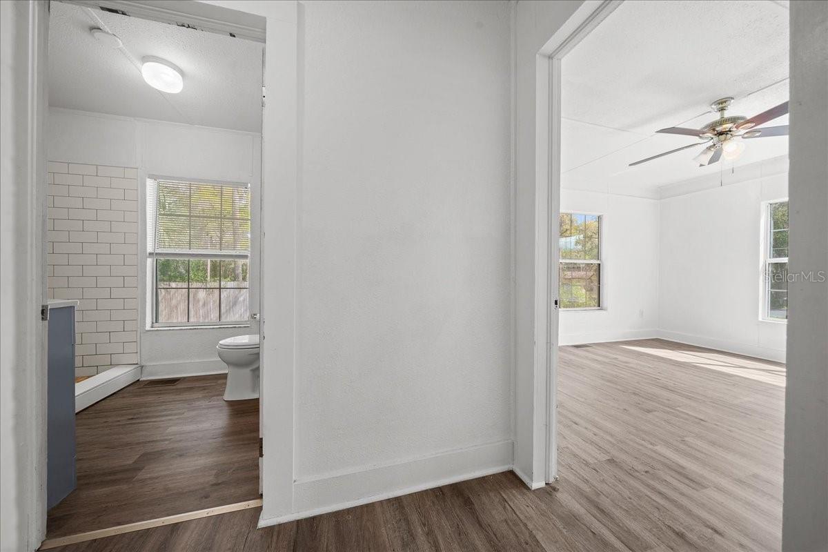 Image 19 of 59 For 945 20th Street