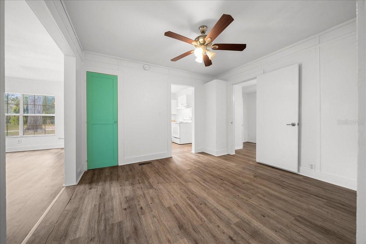 Image 9 of 59 For 945 20th Street