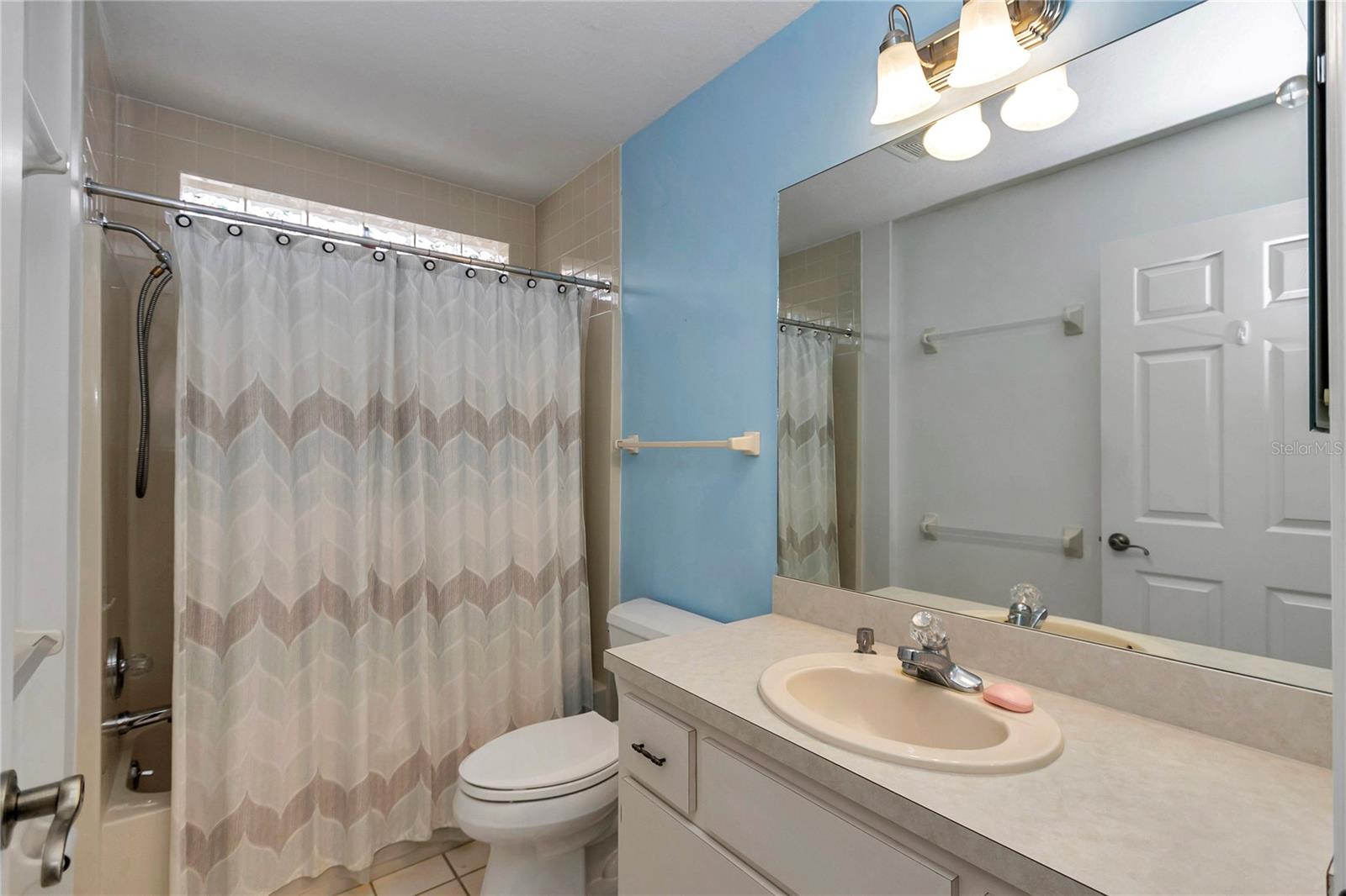 Image 20 of 30 For 7913 115th Loop