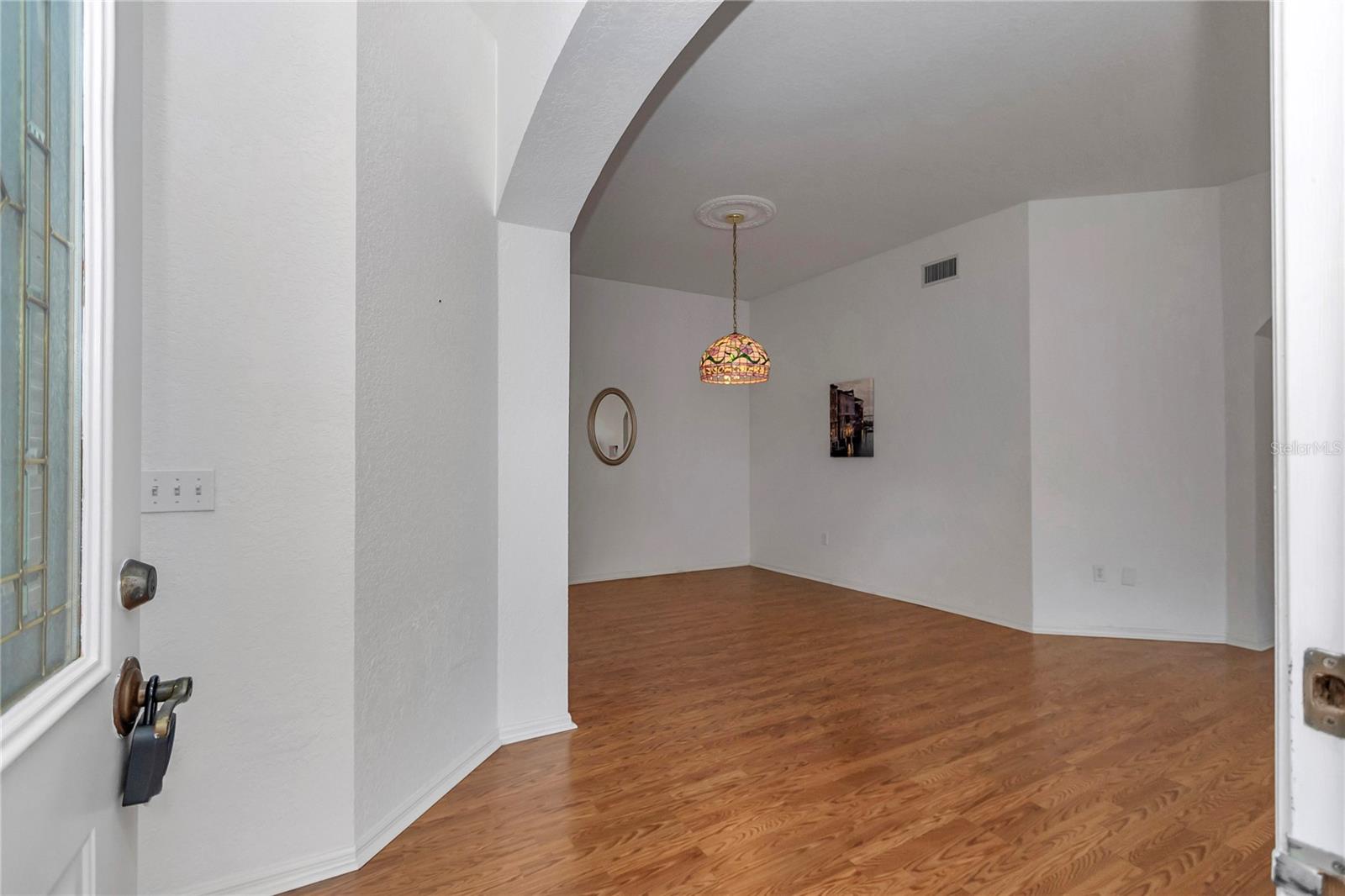 Image 5 of 30 For 7913 115th Loop