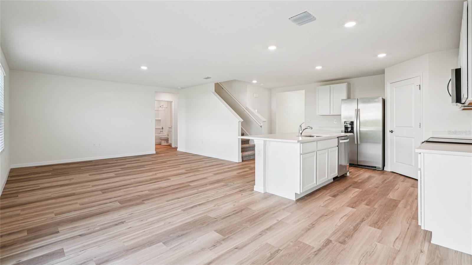 Image 10 of 18 For 18007 170th Place