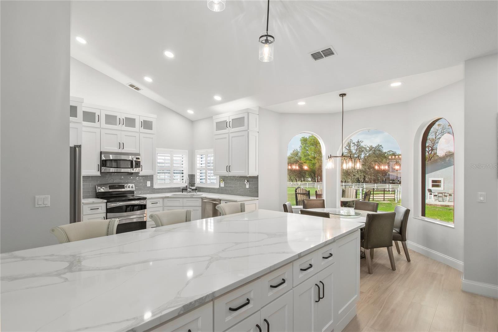 Image 13 of 68 For 10516 27th Avenue