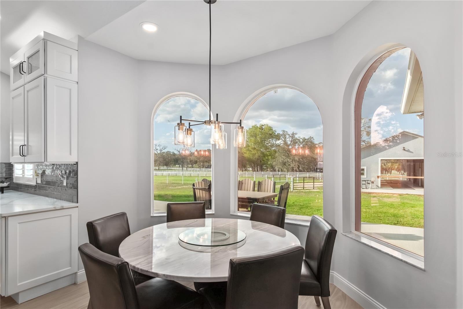 Image 14 of 68 For 10516 27th Avenue