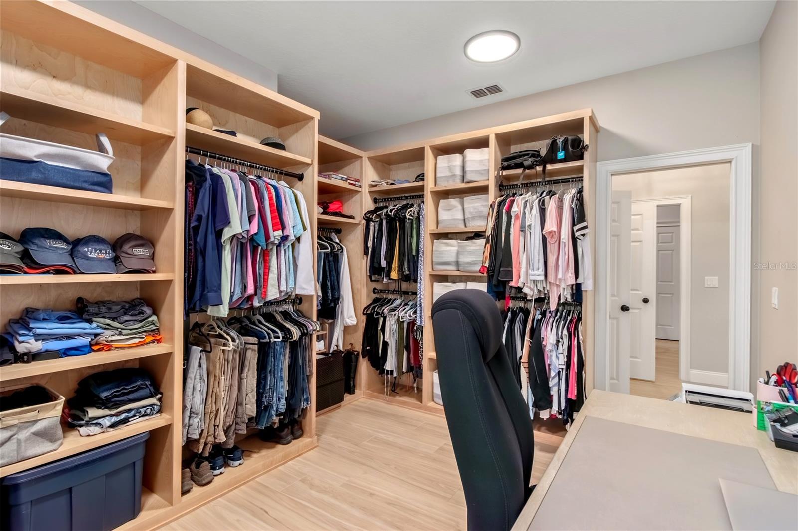 Image 35 of 68 For 10516 27th Avenue