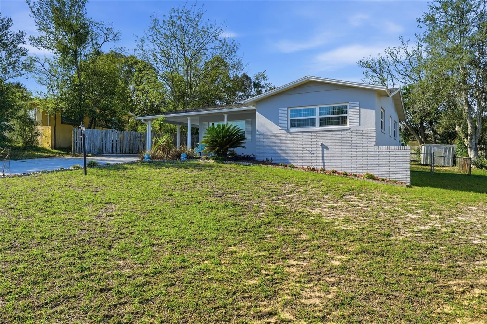 Image 29 of 45 For 6 Oak Hollow Drive