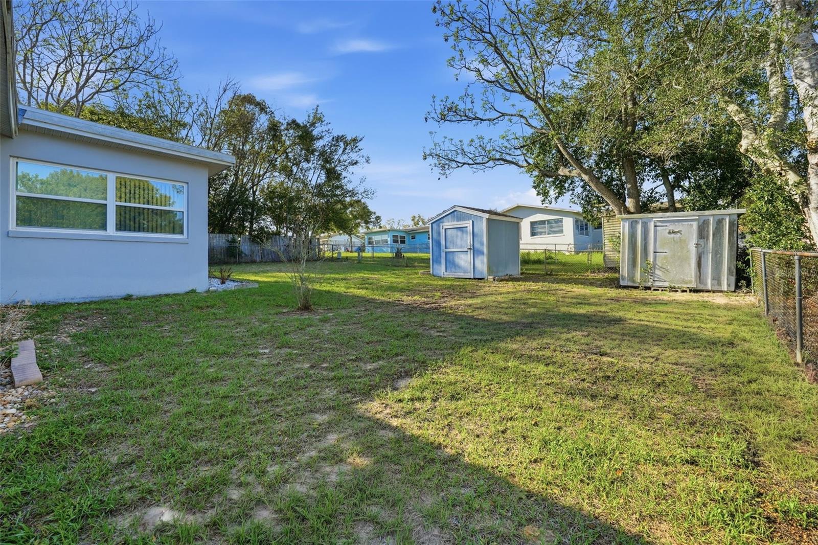 Image 36 of 45 For 6 Oak Hollow Drive