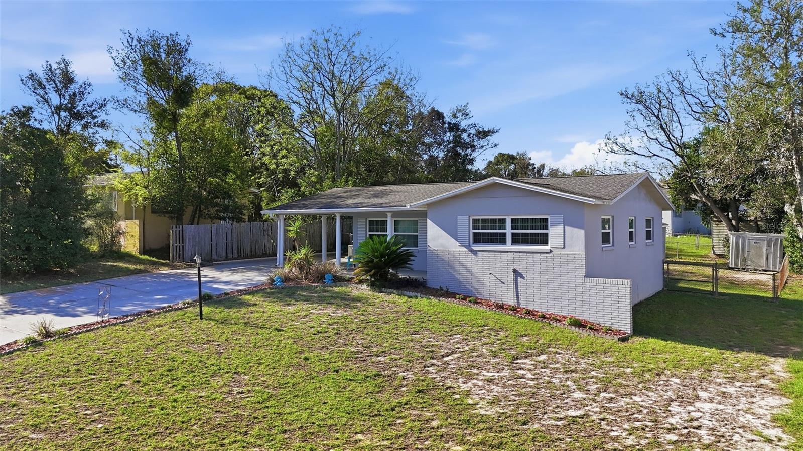 Image 38 of 45 For 6 Oak Hollow Drive