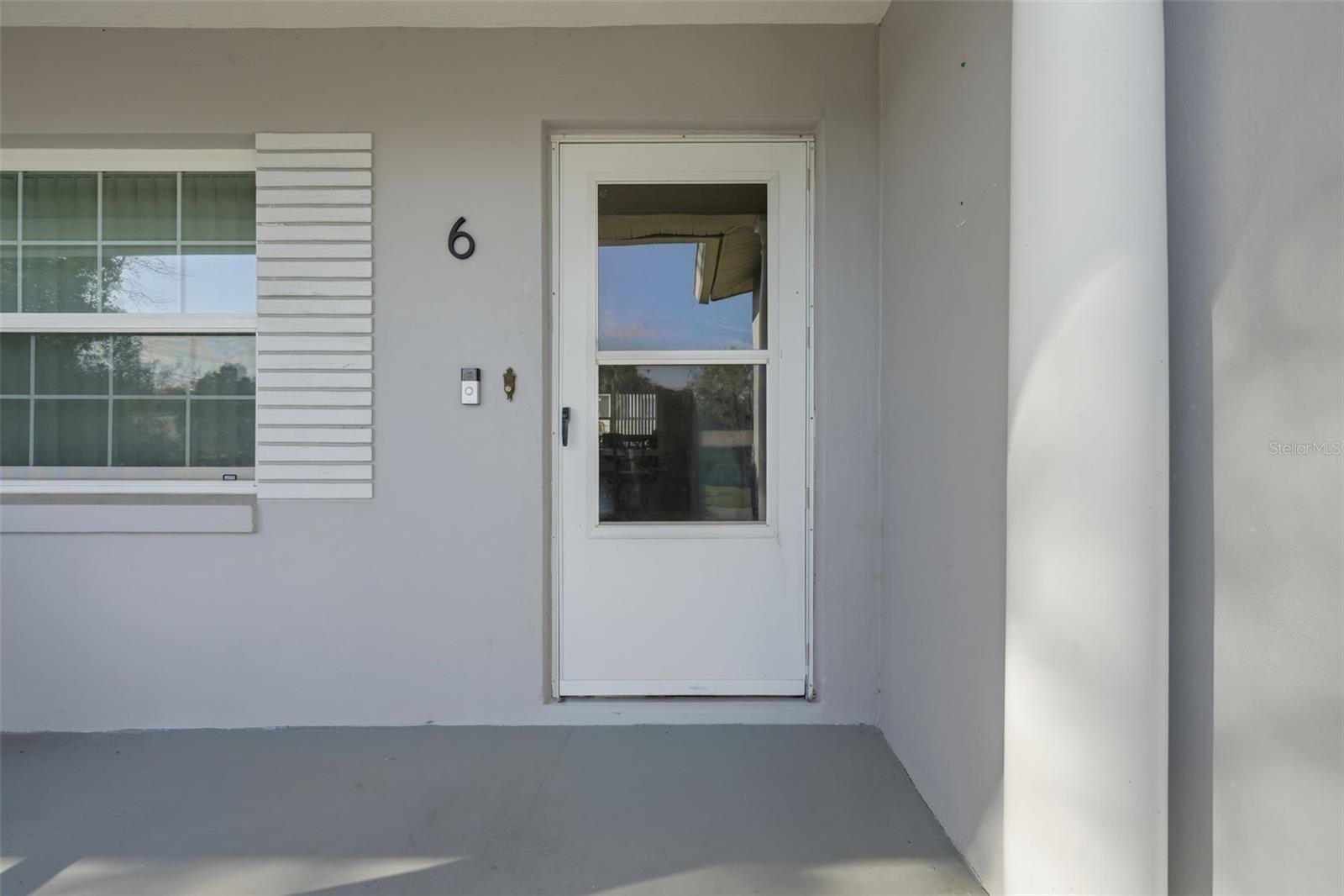 Image 4 of 45 For 6 Oak Hollow Drive